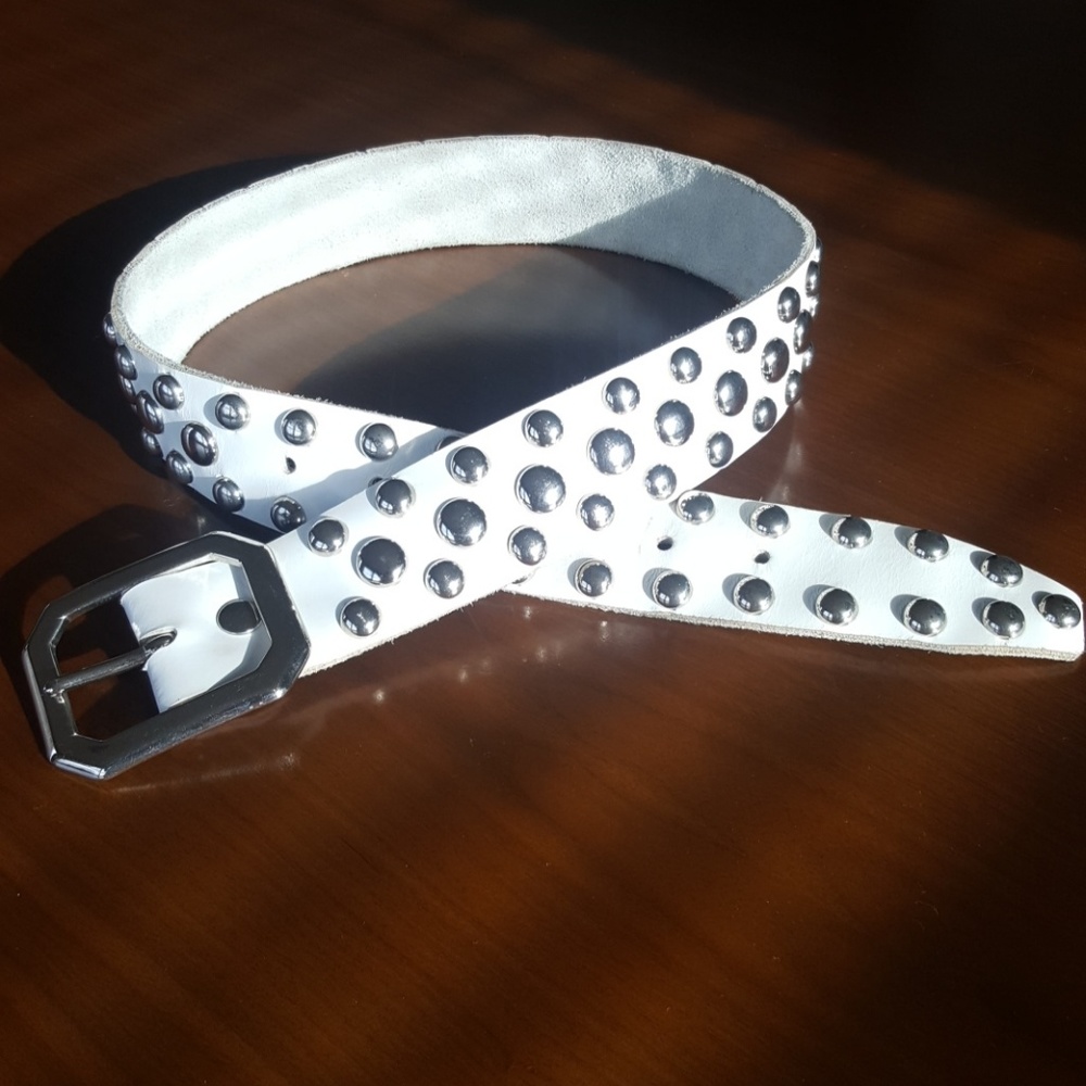 Unisex Stunning Silver Studded leather belt M